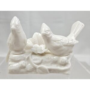 Lenox White Porcelain Cardinal Bird Salt and Pepper Shakers with Log Base Set